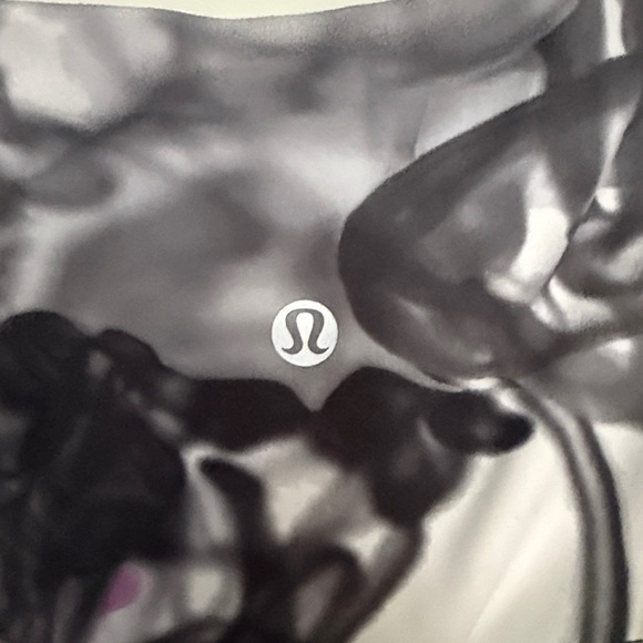 Lululemon Throwback Print Align High-Rise Pant 25"
Unicorn Throwback White Multi - Picture 6 of 8